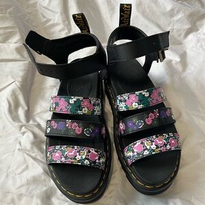 Dr Marten sandals new